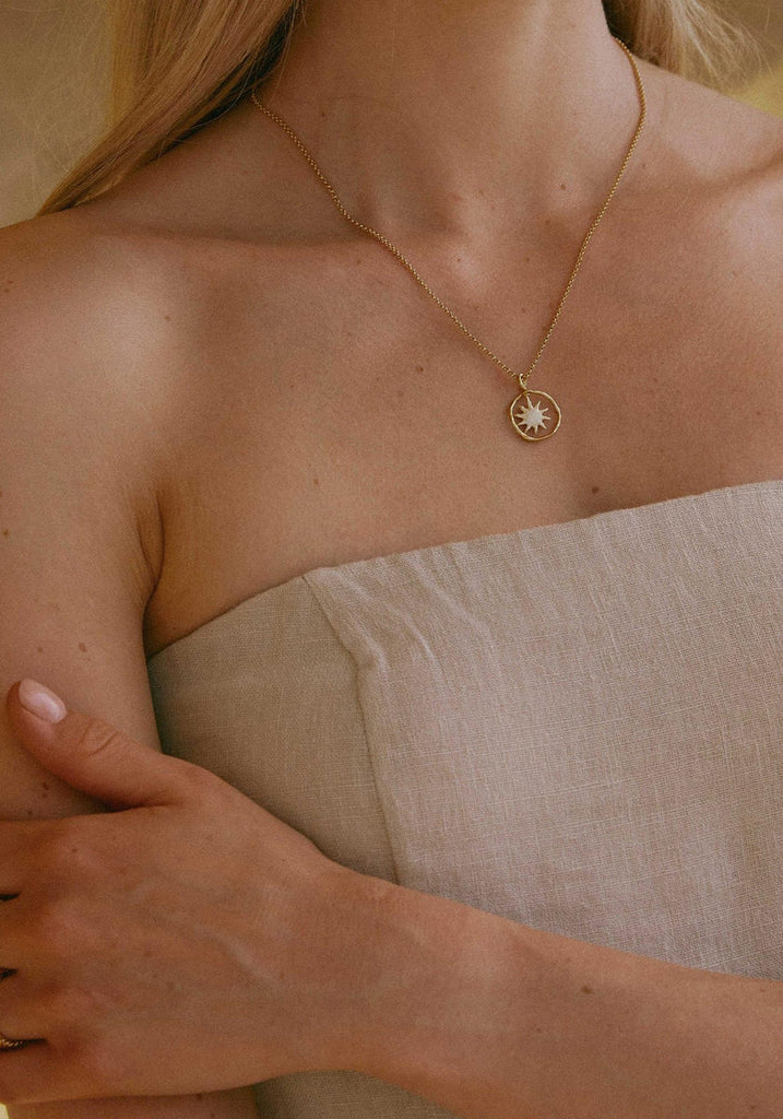 Agapée Calida Necklace worn on model's neck